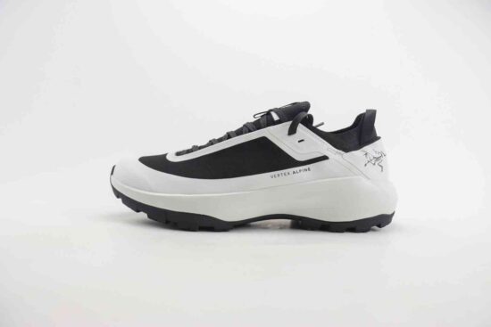 始祖鸟 Arcteryx BORA Kragg Shoes 越野跑鞋 编码：ART1S