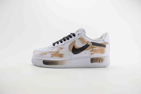 Nike Air Force 1’07 Low 空军一号低帮板鞋 二次元主题 断勾喷绘 做旧 CW2288-111