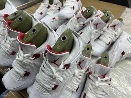 Air Jordan AJ4 Retro 白红 CT8527 112