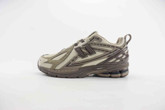 New Balance NB1906 复古老爹风休闲运动慢跑鞋 货号：M1906RHD 编码：NWI1B