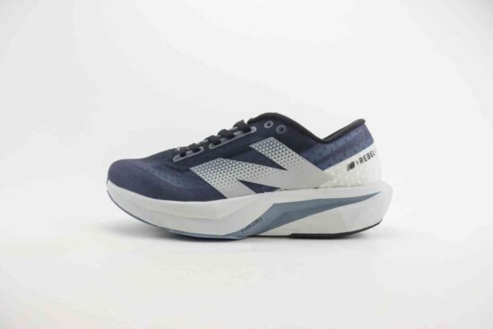 New Balance FuelCell Rebel V4 低帮休闲跑步鞋 货号：MFCXLK4