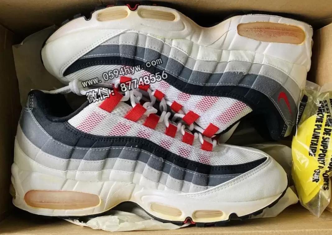 耐克Air Max 95 OG太空泡“彗星红”将于2026年夏季重返舞台