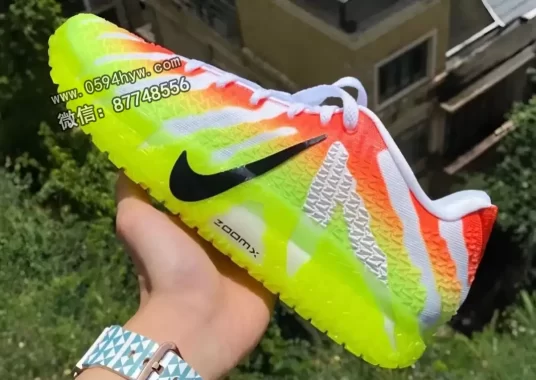 2025年12月发布Nike Ja 3“圣诞节”版运动鞋