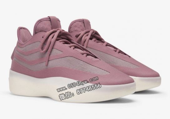 阿迪达斯Fear of God Athletics篮球鞋II“神奇的氧化物” 2025年10月发售