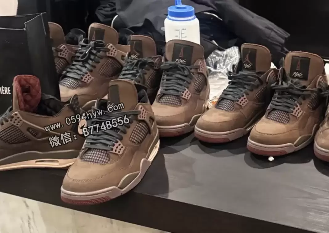 阿玛马涅 x 空军一号4  “深摩卡”  于2025年12月发布